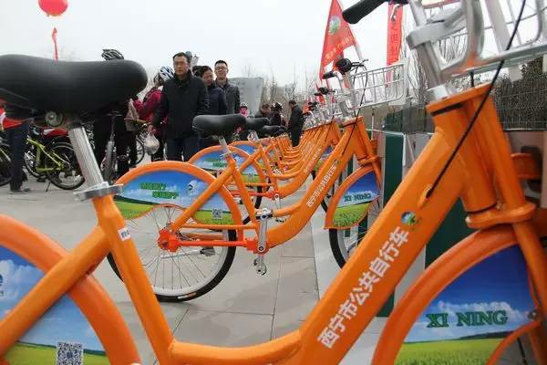 西宁人可以免费借骑公共自行车啦！