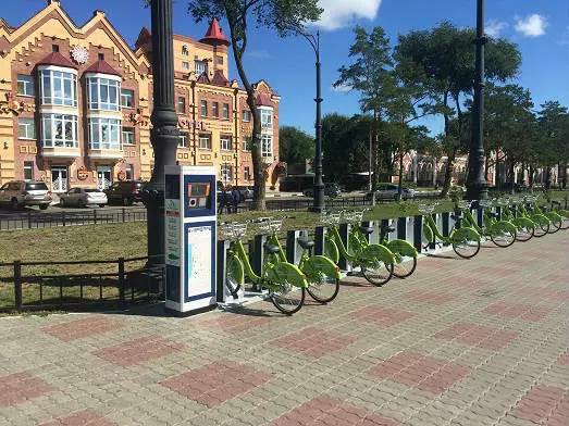 骑自行车可游两国一城 边城黑河印出金名片